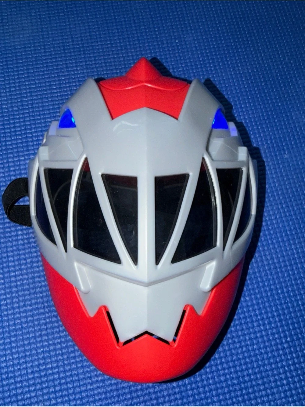 Power Rangers Red Dino Fury Deluxe Light-Up Child Halloween Adjustable Mask